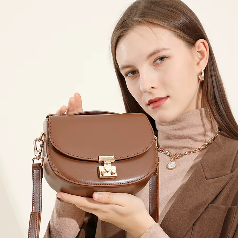 LIVIA Axelremsväska